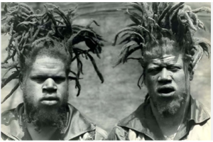 Les frères Muse- Bêtes de foire et albinos
